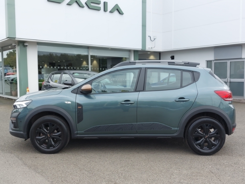 Dacia Sandero Stepway 1.0 Tce Extreme SK74VNT Green #4