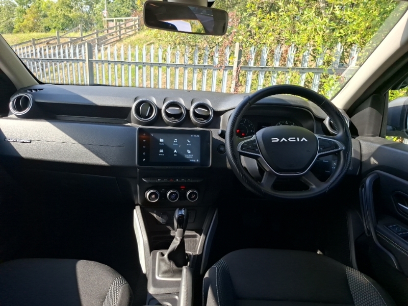 Dacia Duster 1.3 Tce 150 Journey Edc PH60BAK Black #3