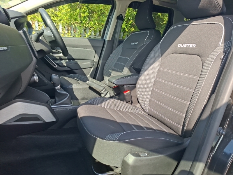 Dacia Duster 1.3 Tce 150 Journey Edc PH60BAK Black #5