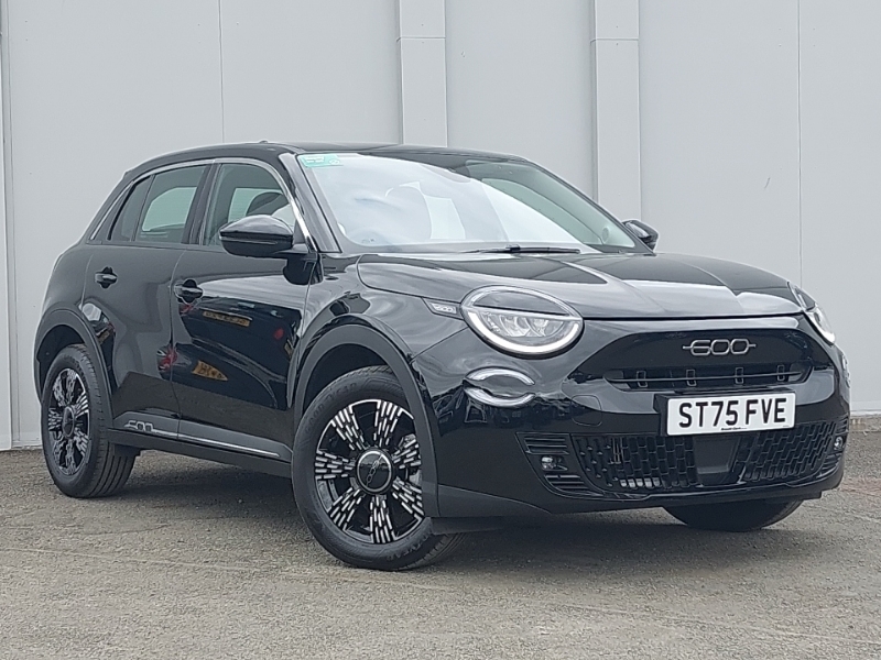 Fiat 600 1.2 Hybrid 48V Edct-6 Black