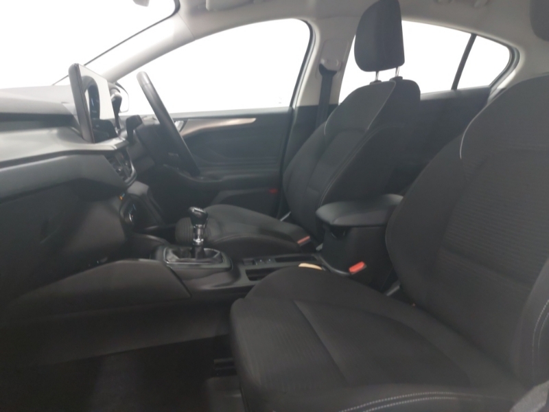 Ford Focus 1.0 Ecoboost Hybrid Mhev 155 Titanium SA23JRO White #5