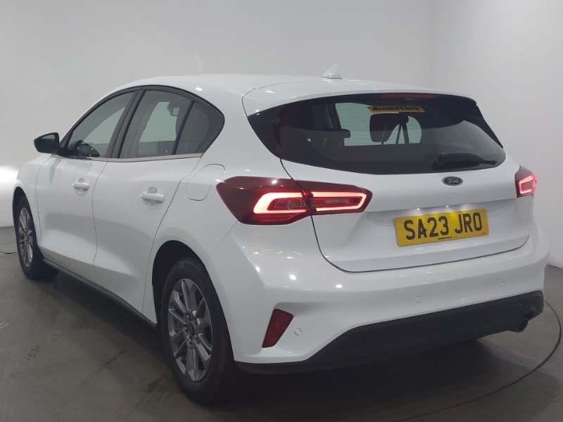 Ford Focus 1.0 Ecoboost Hybrid Mhev 155 Titanium SA23JRO White #2