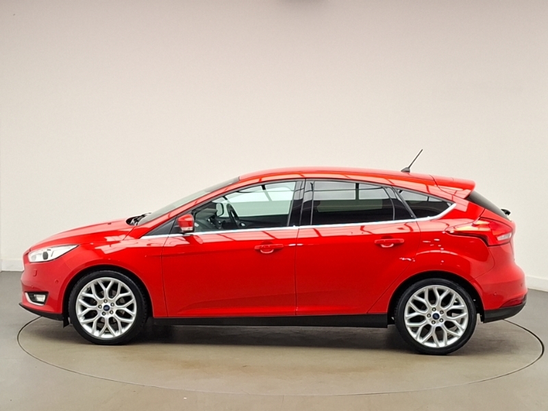 Ford Focus 1.0 Ecoboost 125 Titanium X SC66LVJ Red #4