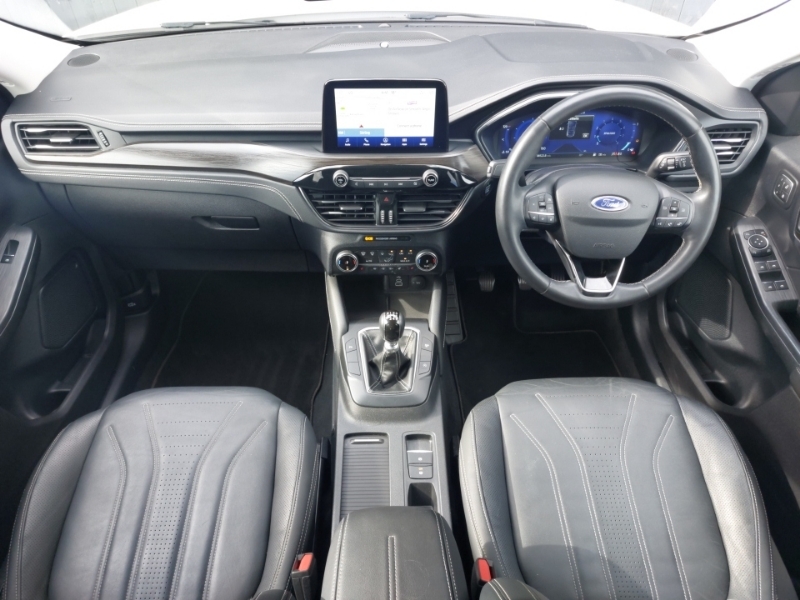 Ford Kuga 1.5 Ecoboost 150 Vignale BG23TZF White #3