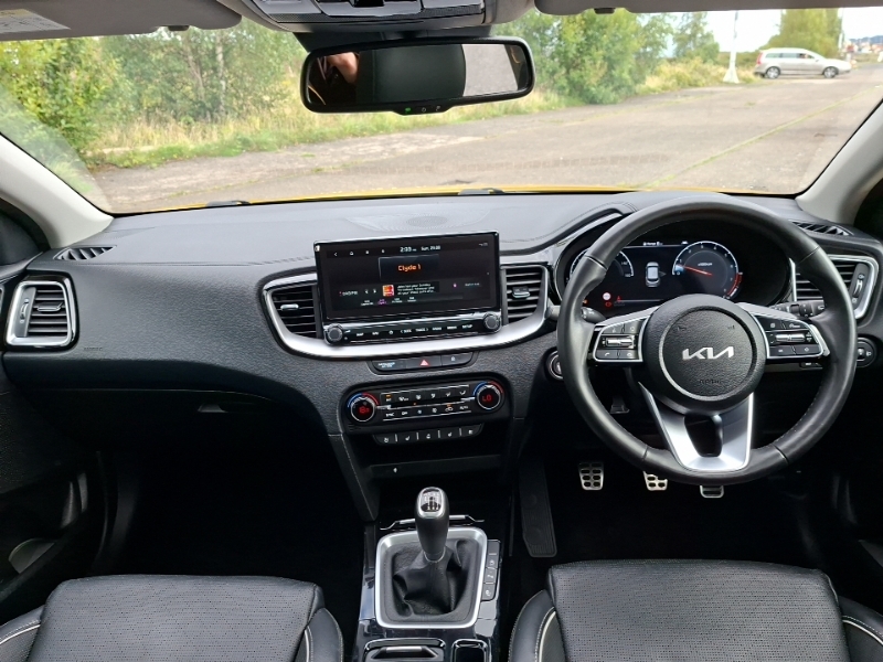 Kia Xceed 1.5T Gdi Isg 4 RJ22WMA Yellow #3