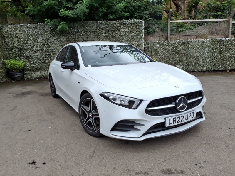 Mercedes-Benz A Class A180 Amg Line Executive Edition White