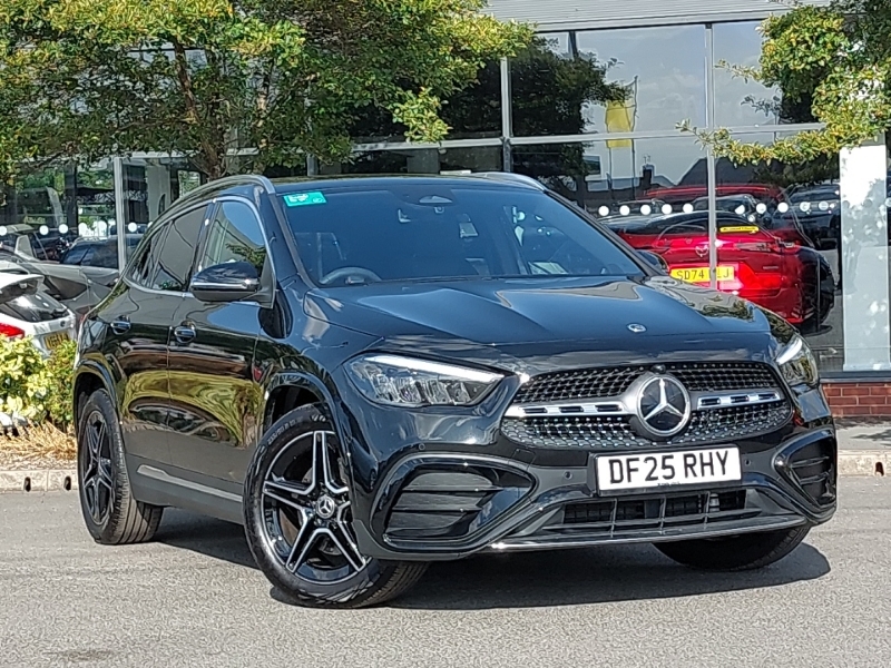 Mercedes-Benz GLA Class Gla 200 Amg Line Executive Black