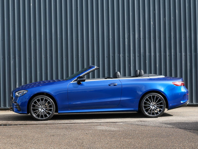 Mercedes-Benz E Class E400d 4Matic Amg Line Night Ed Pre 9G-tronic Blue #4