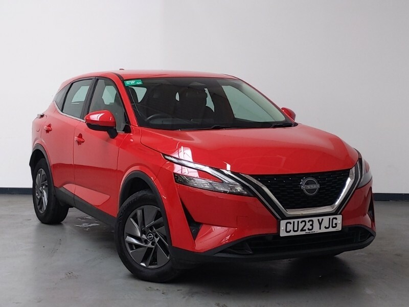 Nissan Qashqai 1.3 Dig-t Mh Acenta Premium Red