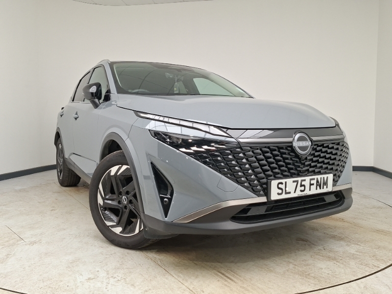 Nissan Qashqai 1.3 Dig-t Mh N-connecta Glass Roof Grey