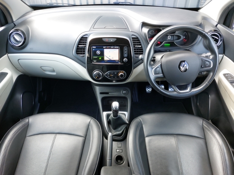 Renault Captur 1.5 Dci 90 Gt Line Black #3