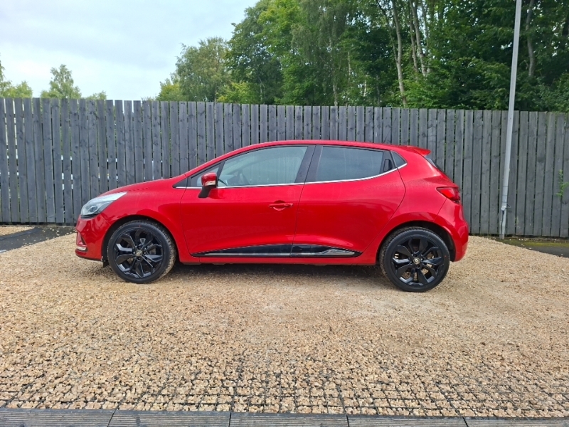 Renault Clio 0.9 Tce 90 Iconic SB19UAU Red #3