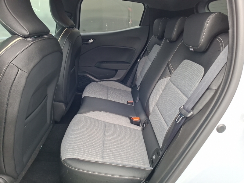 Renault Clio 1.6 E-tech Full Hybrid 145 Techno PK74WKL Grey #6