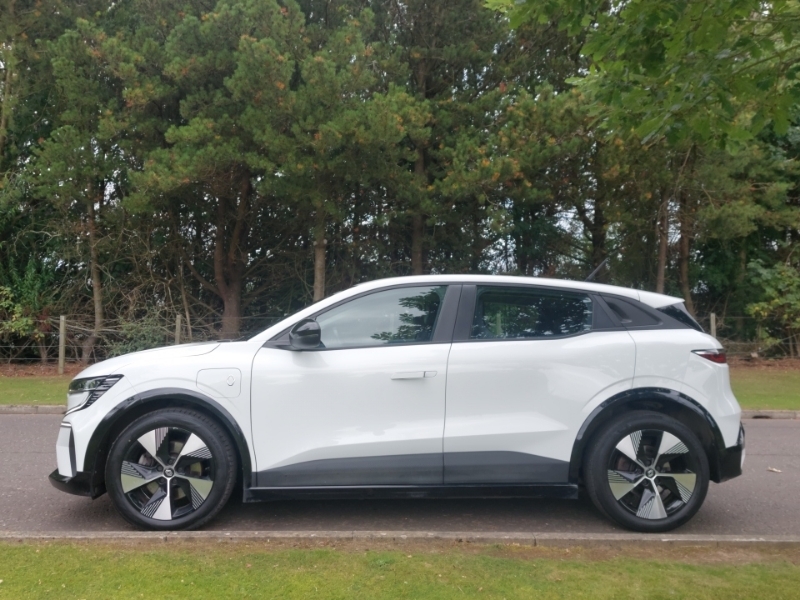 Renault Megane E-Tech Ev60 160Kw Equilibre 60Kwh Optimum Charge White #4