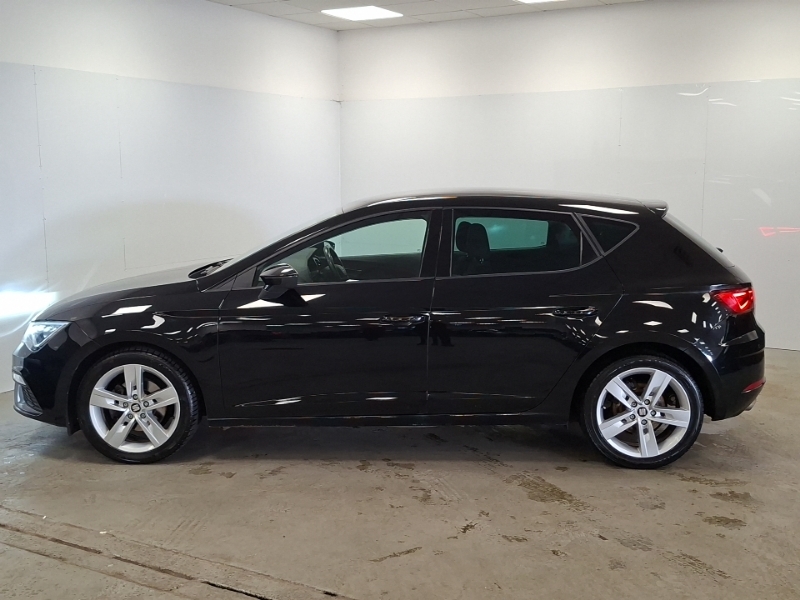 Seat Leon 1.5 Tsi Evo 150 Fr Ez YK69UDH Black #4
