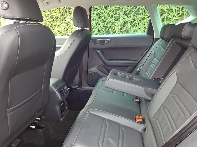 Seat Ateca 2.0 Tdi 150 Xperience Lux Dsg 4Drive YM23SYG Red #6