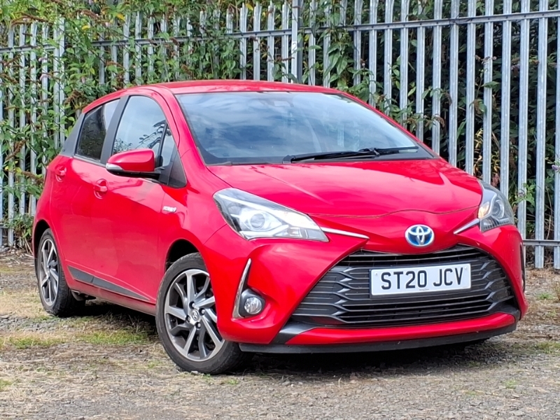 Toyota Yaris 1.5 Hybrid Y20 Cvt Bi-tone Red