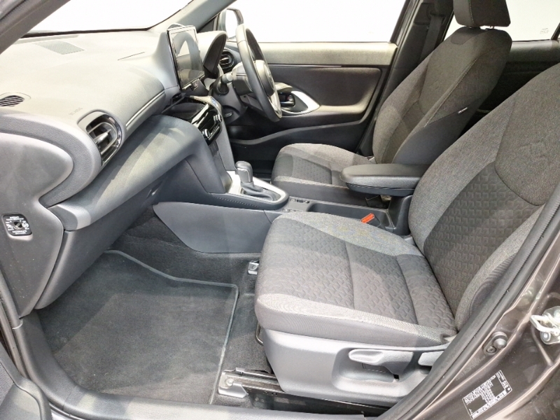 Toyota Yaris Cross 1.5 Hybrid Design Cvt PY23LMJ Grey #5