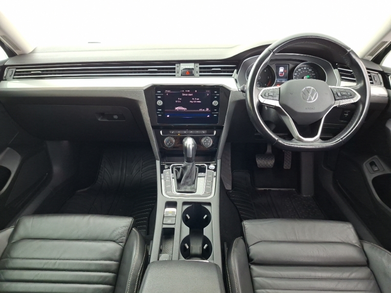 Volkswagen Passat 2.0 Tdi Evo Scr Sel Dsg Black #3