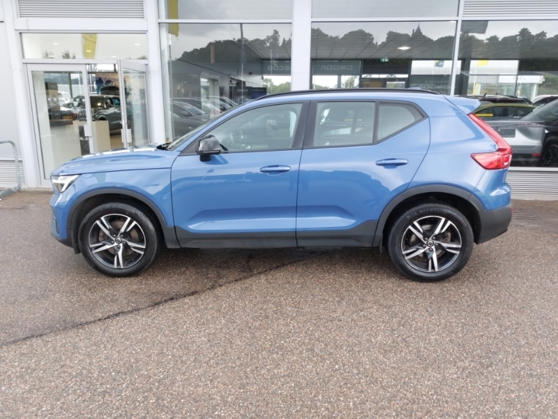 Volvo XC40 2.0 B3p Plus Dark SL23AKP Blue #4