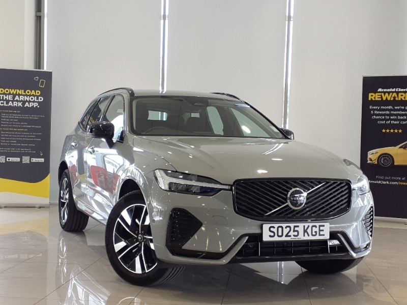 Volvo XC60 2.0 B5p Plus Dark Awd Geartronic Grey