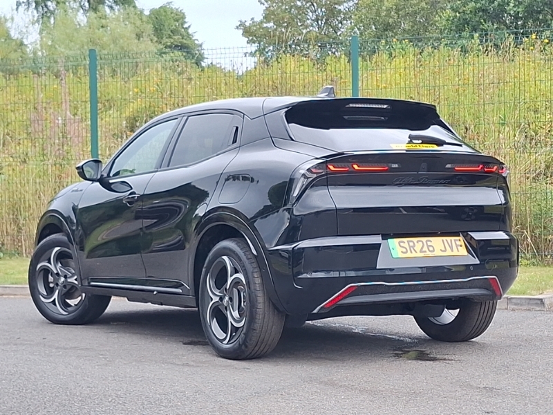 Alfa Romeo Junior 115Kw Elettrica Sport Speciale 54Kwh Black #2