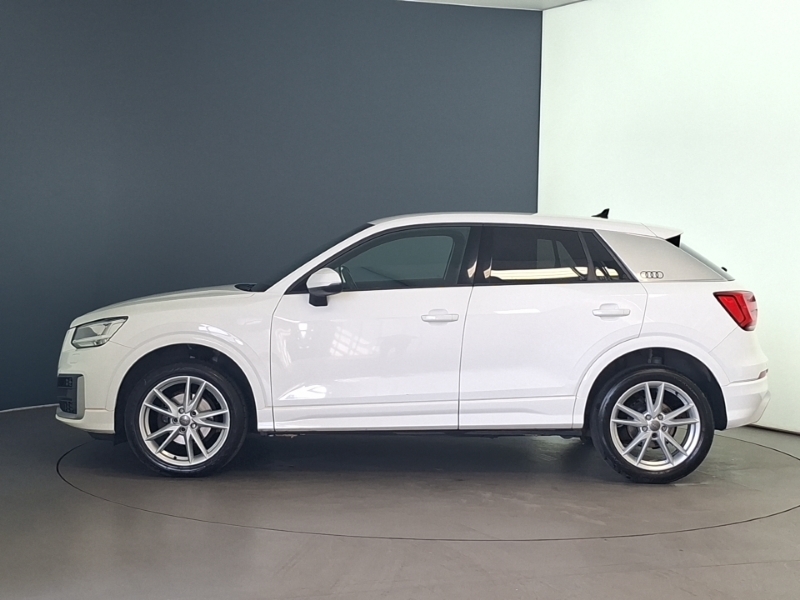 Audi Q2 30 Tdi S Line SD19ZSJ White #4