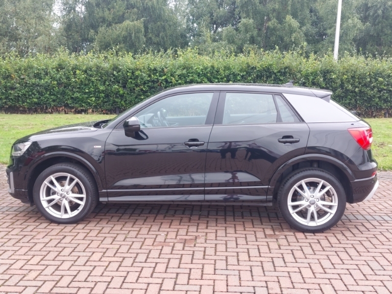 Audi Q2 30 Tfsi S Line KS20WWA Black #4
