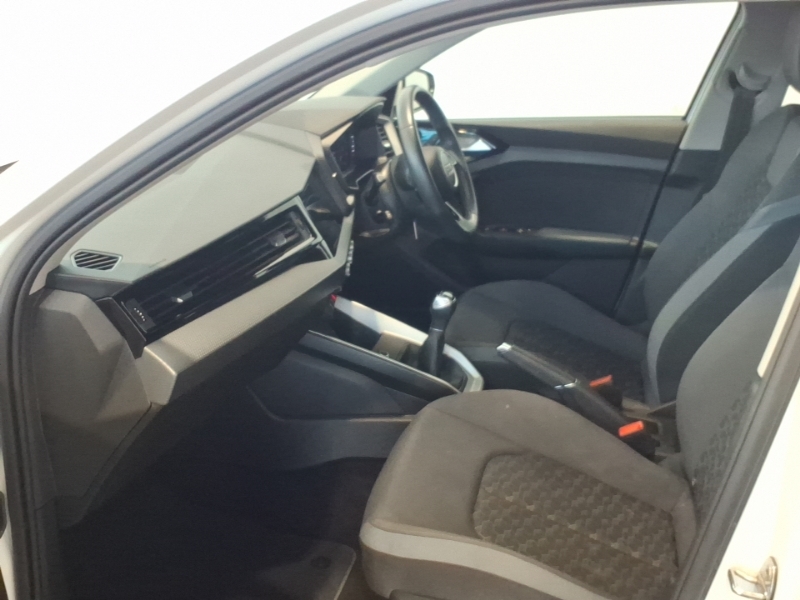 Audi A1 25 Tfsi Sport XGZ1539 White #5