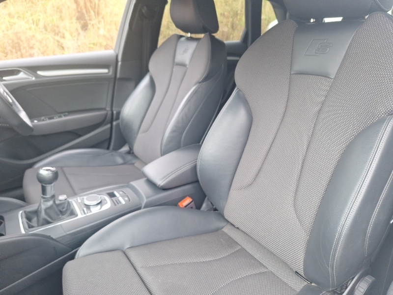 Audi A3 30 Tfsi 116 Black Edition LR20WJA White #5
