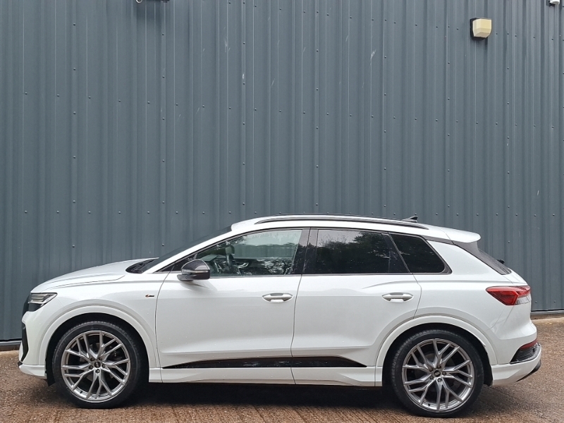Audi Q4 E Tron 125Kw 35 55.52Kwh Edition 1 White #4