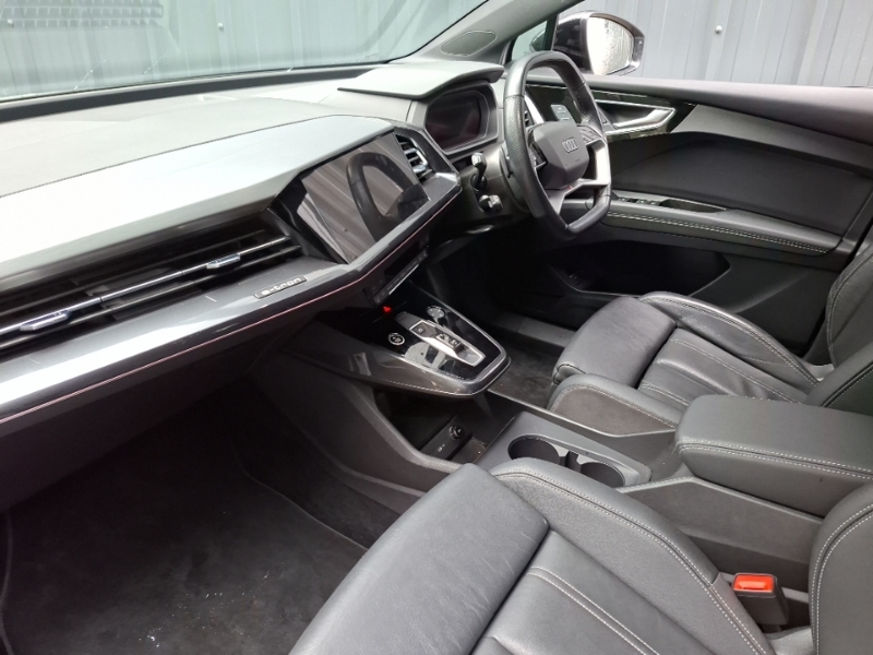 Audi Q4 E Tron 125Kw 35 55.52Kwh Edition 1 White #5