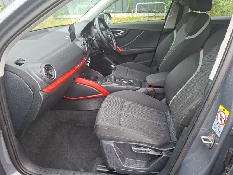 Audi Q2 30 Tdi Sport Grey #5