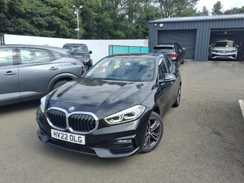 BMW 1 Series 118I 136 Sport Step Live Cockpit Pro Black