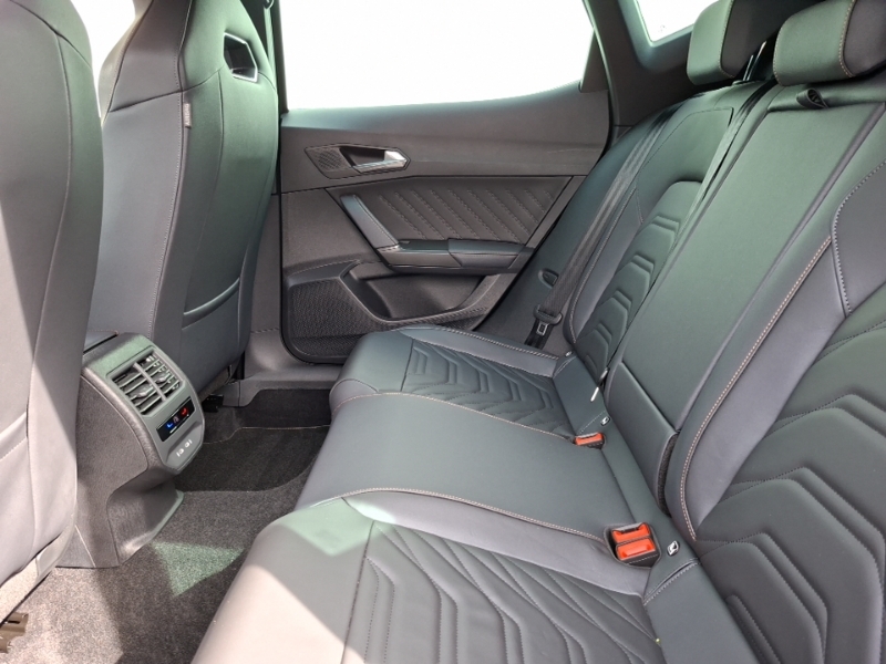 Cupra Formentor 1.5 Etsi 150 V3 Dsg DK75WFJ Black #6