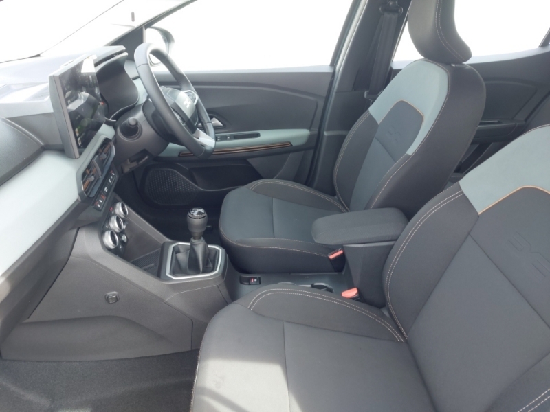 Dacia Sandero Stepway 1.0 Tce Extreme Hatchback SY26ORC Green #5