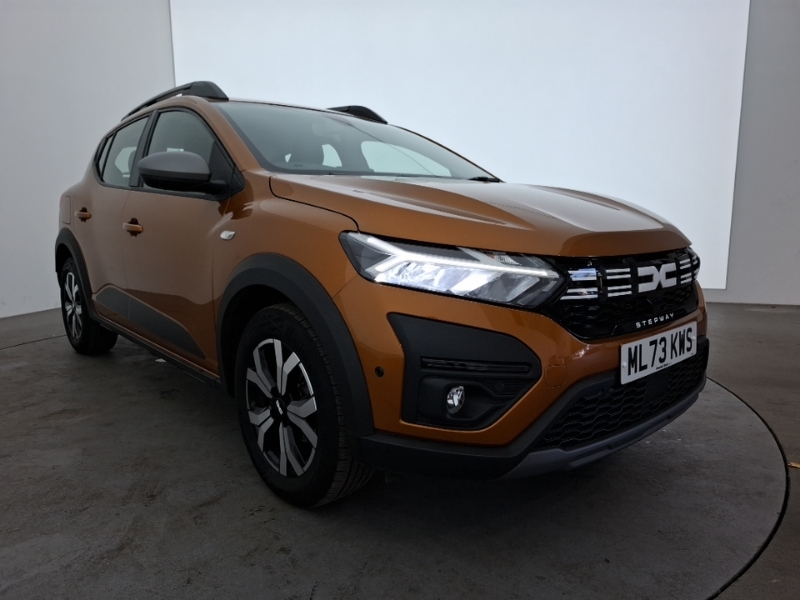 Dacia Sandero Stepway 1.0 Tce Journey Orange