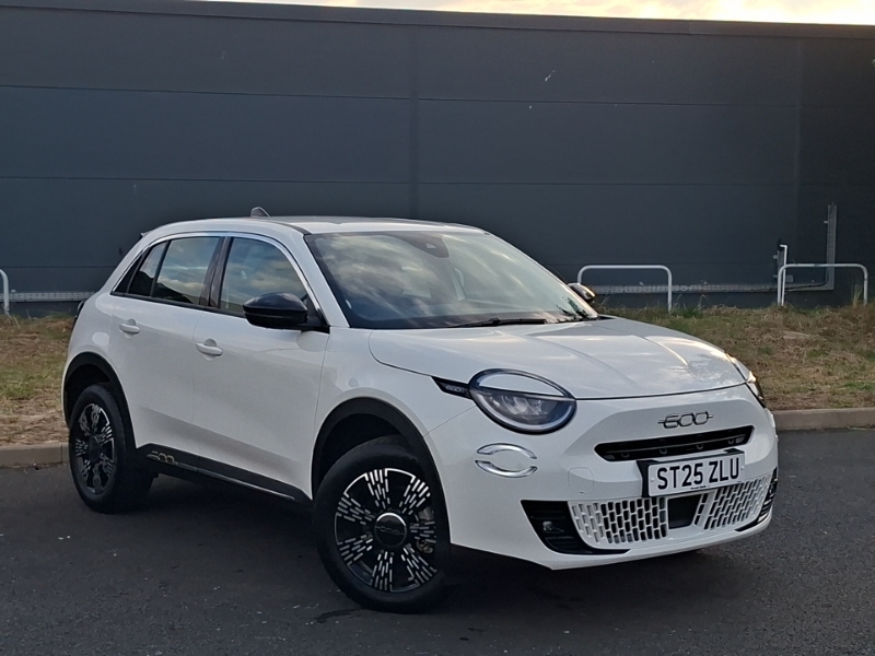 Fiat 600 1.2 Hybrid 48V 136 Edct-6 White