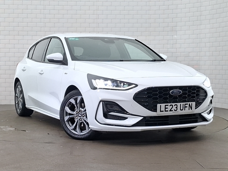 Ford Focus 1.0 Ecoboost St-line LE23UFN White