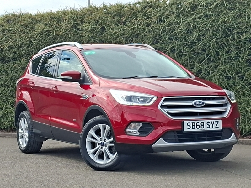 Ford Kuga 2.0 Tdci 180 Titanium SB68SYZ Red