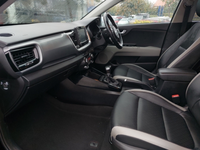 Kia Stonic 1.0T Gdi 4 YD70FNN Black #5