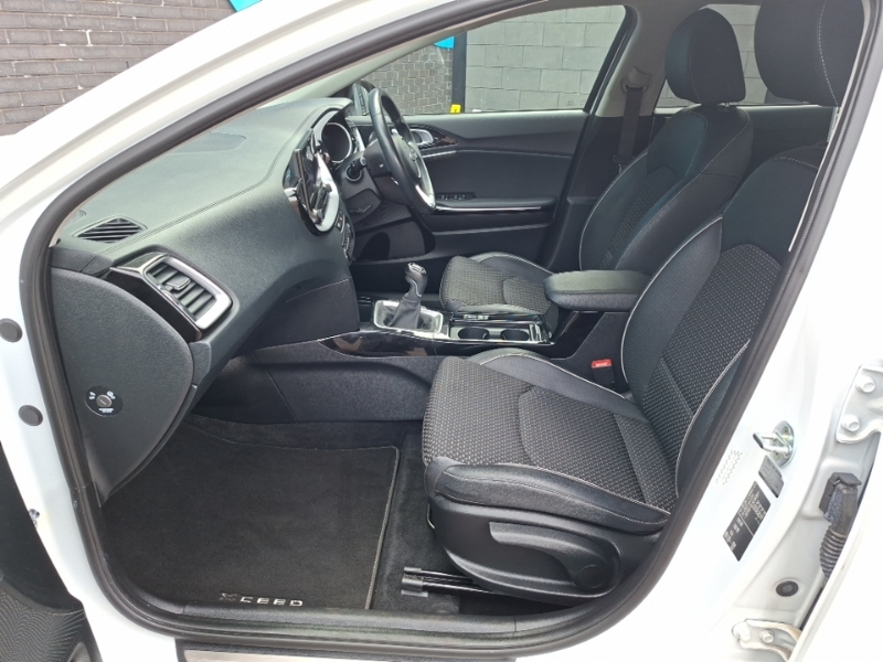 Kia Xceed 1.0T Gdi Isg 3 SE21MHL White #5