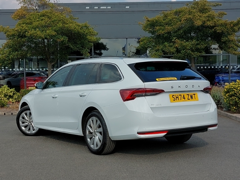 Skoda Octavia 2.0 Tdi 150 Se L Dsg White #2