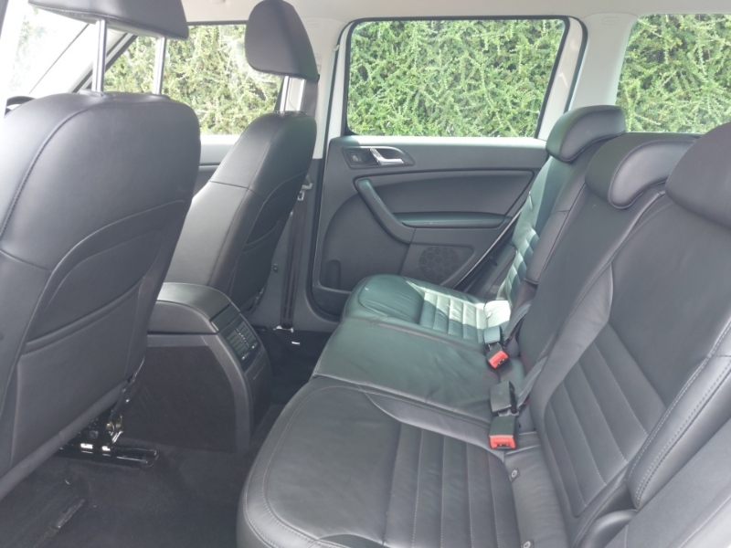 Skoda Yeti 2.0 Tdi Cr Se L Drive White #6