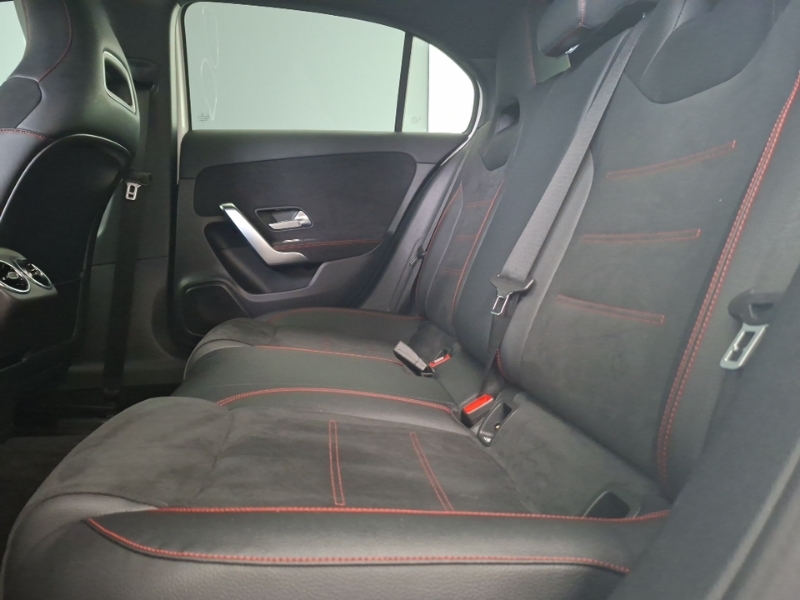 Mercedes-Benz A Class A200 Amg Line OE69NLT White #6