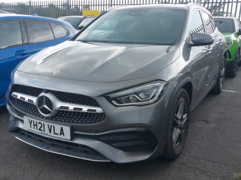 Mercedes-Benz GLA Class Gla 180 Amg Line Premium Grey
