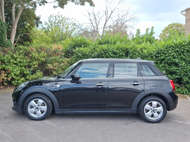 Mini Hatch 1.5 Cooper Classic II VO20LKG Black #4