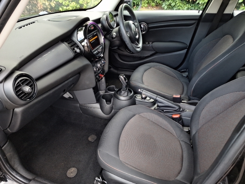 Mini Hatch 1.5 Cooper Classic II VO20LKG Black #5