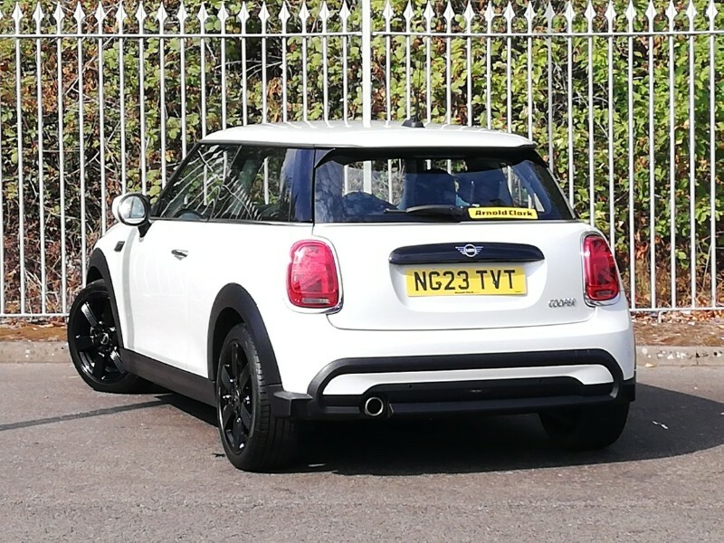 Mini Hatch 1.5 Cooper Classic Premium NG23TVT White #2