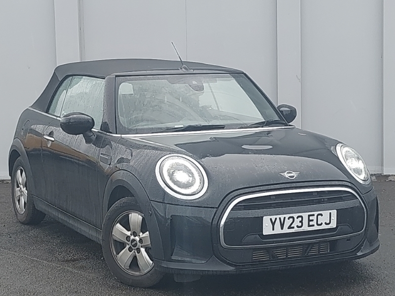 Mini Convertible 1.5 Cooper Classic Premium Plus Black